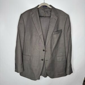 Stafford Gray Classic Fit Suit Coat and Pants Set 46R Pants 40x30 Sold As Is